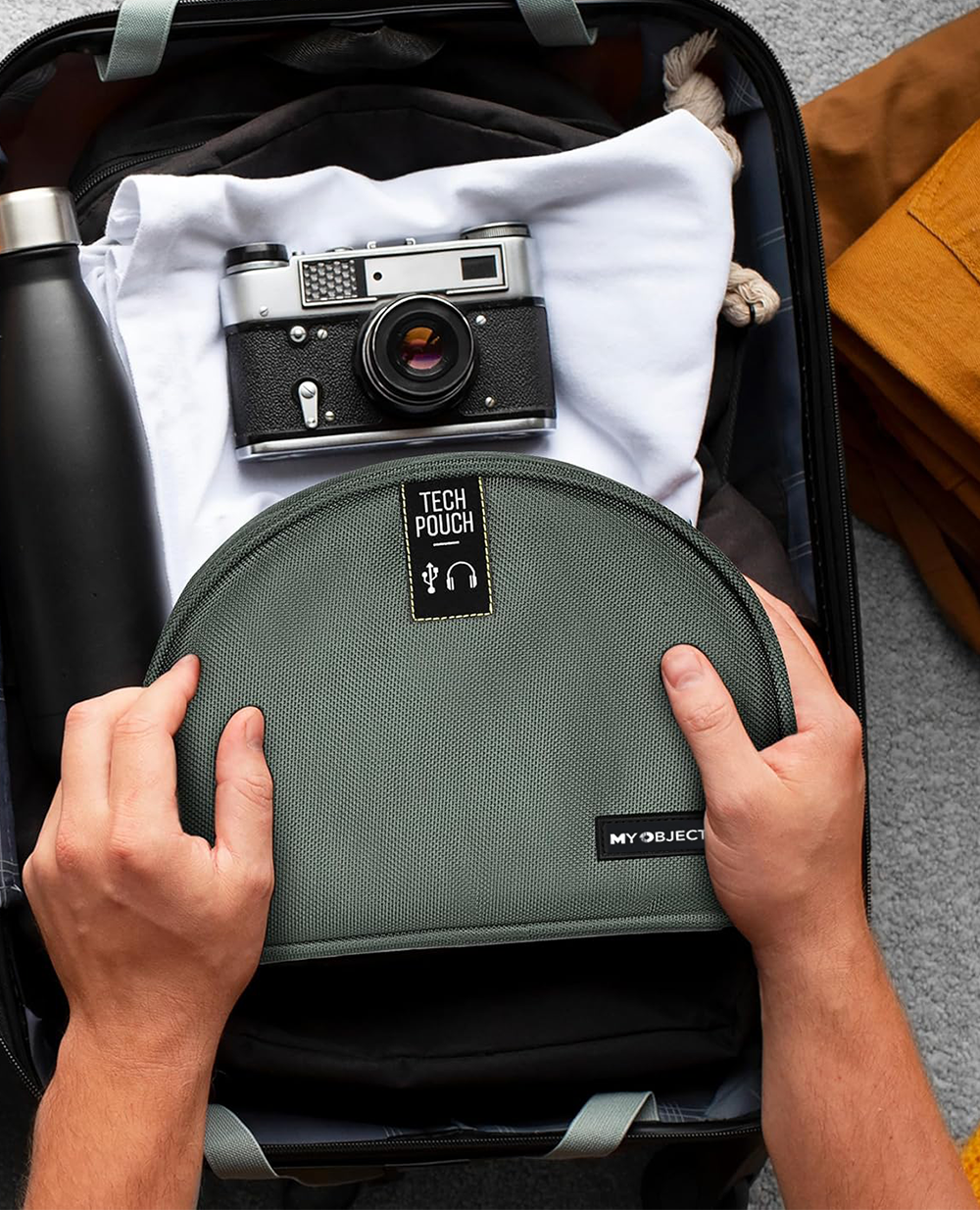 Tech Pouch : The All-in-One Waterproof Travel Organizer - Fossil Grey