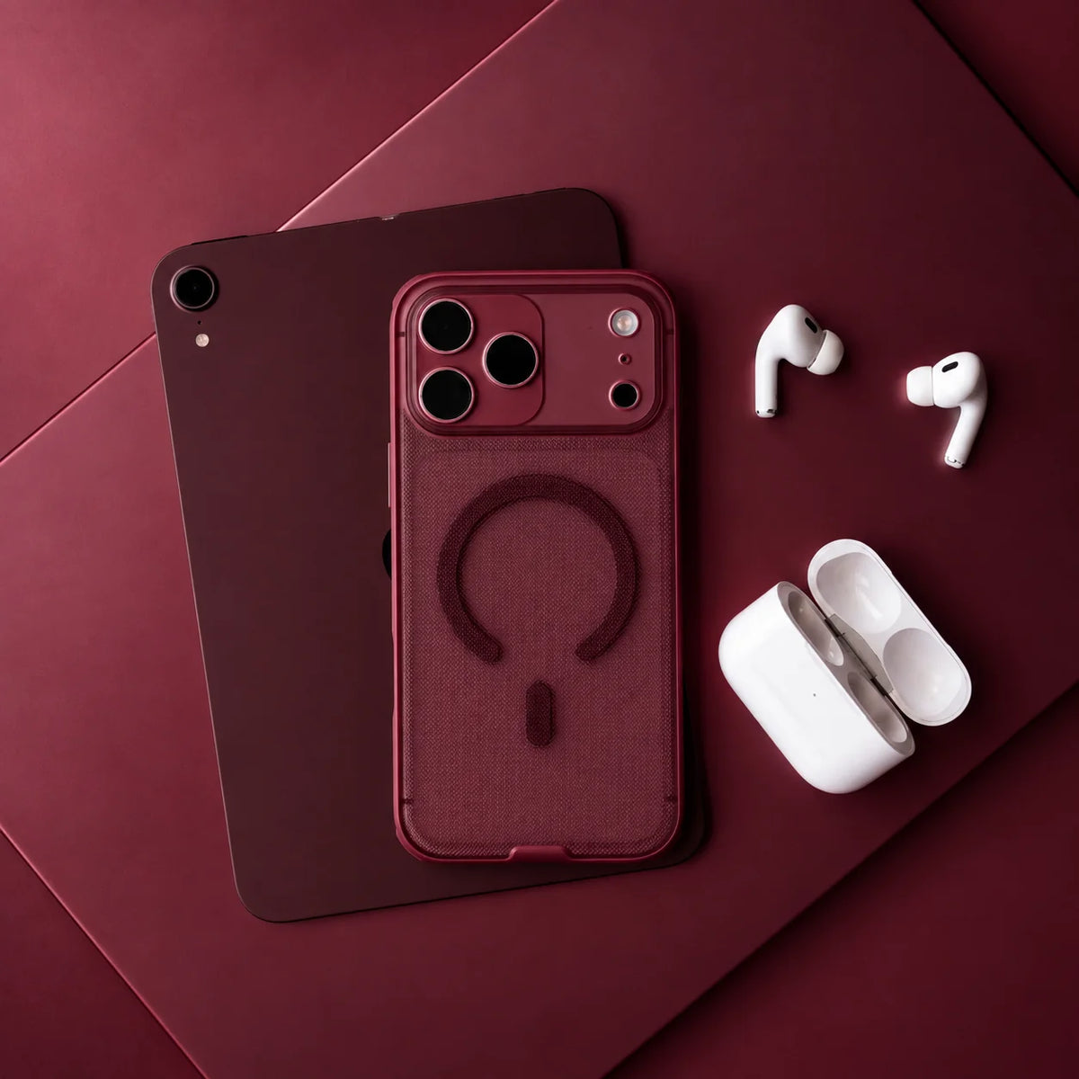 Spacething Snapmag MagSafe Case for iPhone 18 Pro - Burgundy